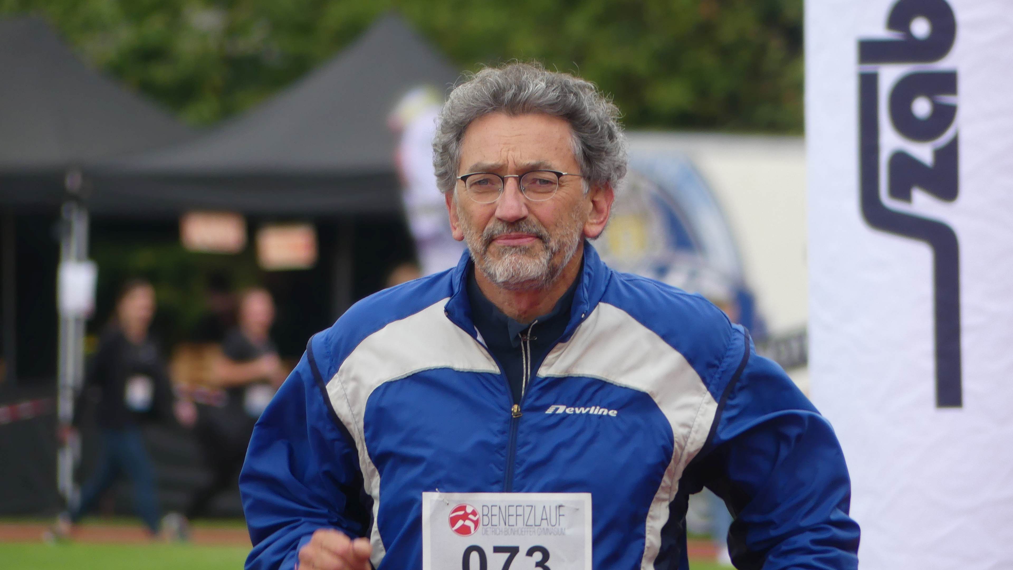 Bild vom 14. Benefizlauf im Jahr 2024. Dies ist das 33. Bild.